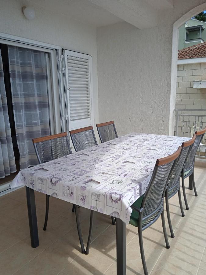 Davor * Gradac (Split-Dalmatia)